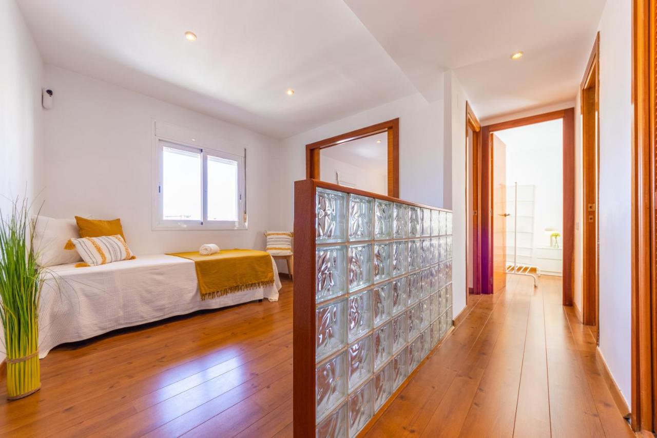 Апартаменты Wooow!!! Atic Centric Amb Terrassa Таррагона Экстерьер фото